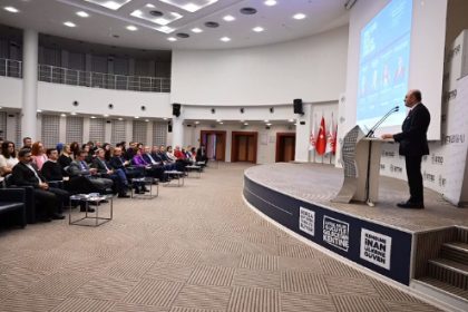 Dijital Uyum Paneli (2)