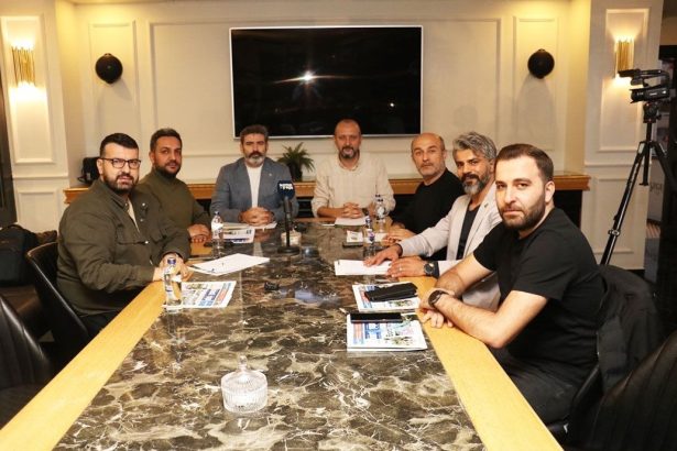 Konut Yapı Gazetesi’ne Ziyaretleri ve İlgileri İçin Teşekkür Ederiz (1)